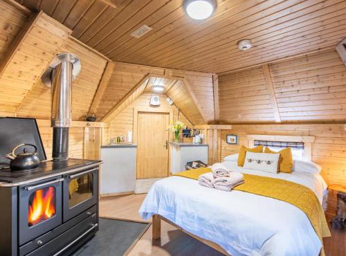 Chalet Distiller's Bothy by Interhome
