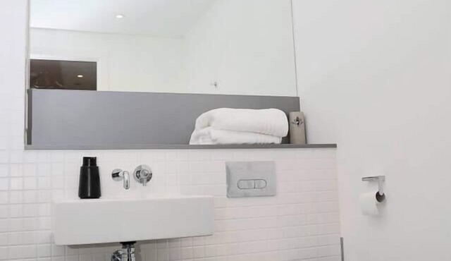 Charming 3-Bed Apartment in London