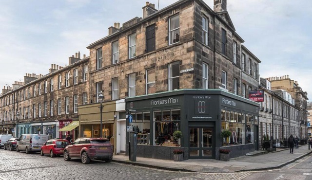 Charming, Central & Spacious Georgian 3 bed APT