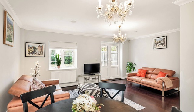 Chic 3Bed House & Garden Near Shelford High Street
