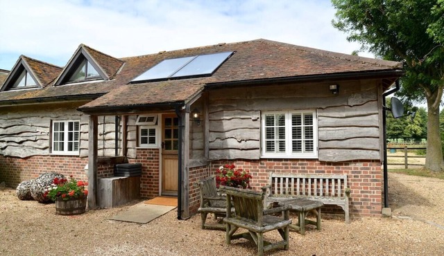Chichester Cottage @ Graingers