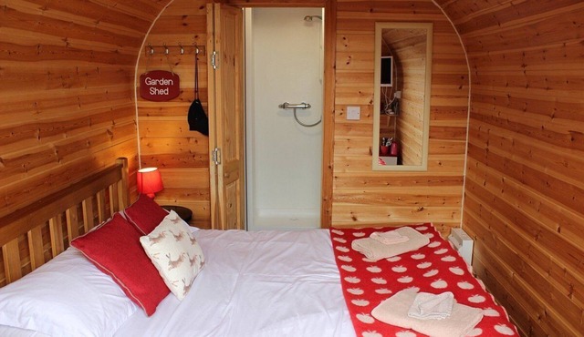 Coastal Retreat Pod with Bathroom