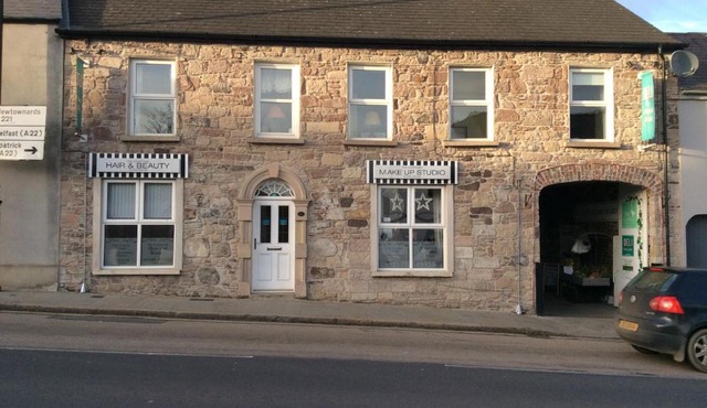 Comber Courtyard Apartment