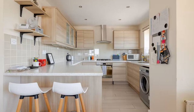 Come home to rest and relaxation after a busy London day!