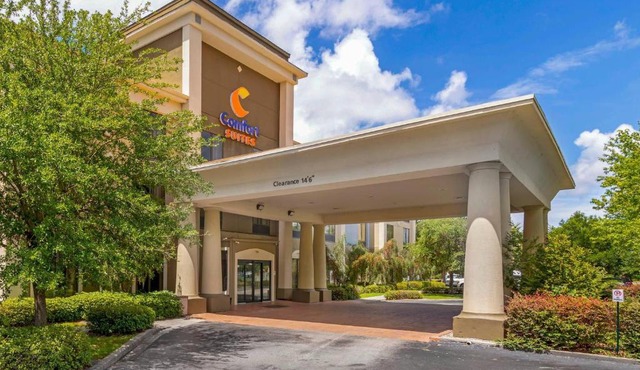 Comfort Suites near MCAS Beaufort