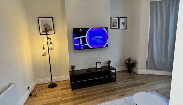 comfortable and nice place to stay. feel like home