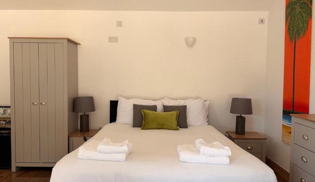 Converted Barn Studio with Private En-Suite