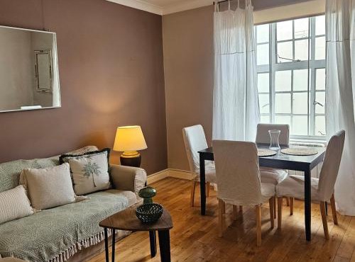 Cozy 1 Bed flat on beautiful King's Road, Chelsea