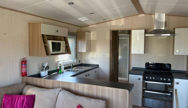 Cozy Caravan - Sun