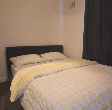 Cozy room in Wolverhampton city centre