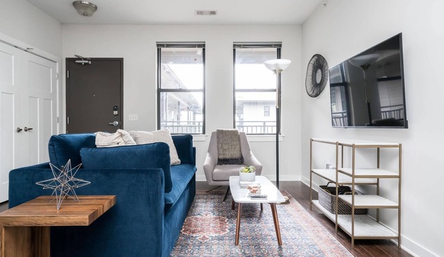 CozySuites Music Row Elegant 1BR in Nashville! 36