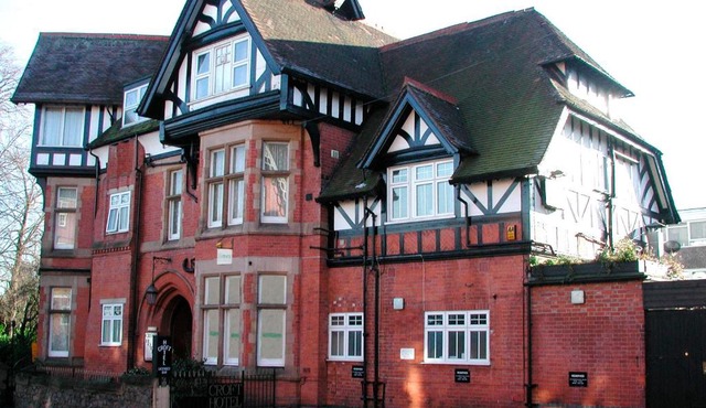 Croft Hotel