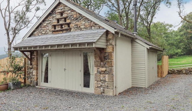 Dove Tail Barn