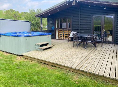 Edw Lodge