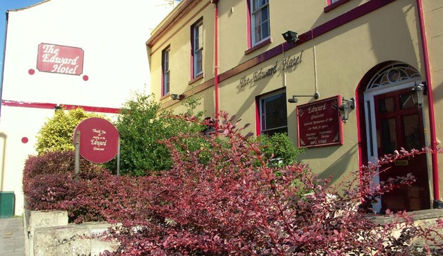 Edward Hotel