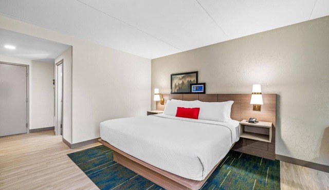 Enjoy Clean, Comfortable Accommodation Near Statesville Historic District - 2 Mi