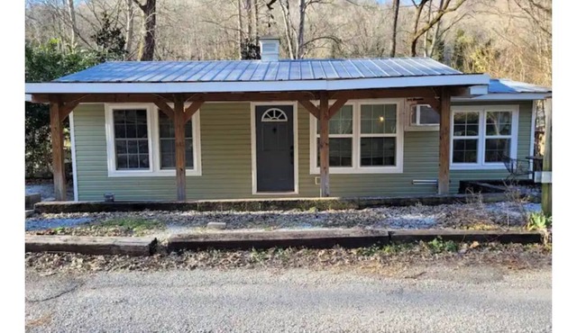 Fisherman's Getaway, golf nearby, boat parking