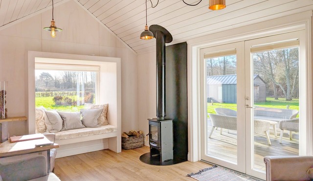 Flowering - Ashling Park - sleeps 4 guests in 2 bedrooms