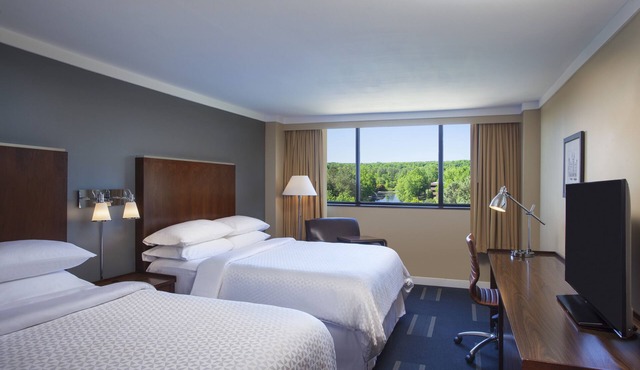 Four Points by Sheraton Richmond in Richmond