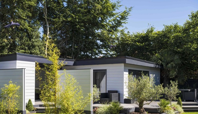 Garden Hot Tub Cabin Twyford