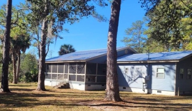 Gordon’s - Private Coosaw Island Marsh Retreat, Pet & Boat-Friendly!