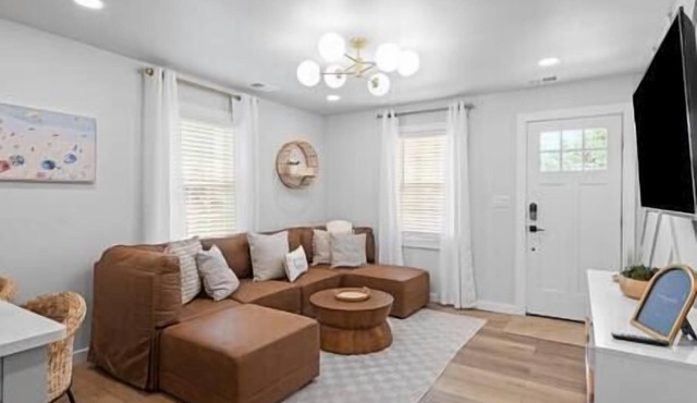 Gorgeous 2 BED house