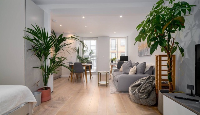GuestReady - Modern Studio for 2 in Albion Court