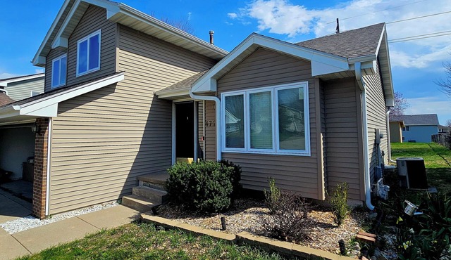 Hawthorne Hideaway in West Des Moines