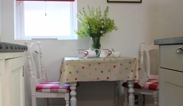 Hidden Cottage for Two in Cheadle Staffordshire, ideal for the Peak District.