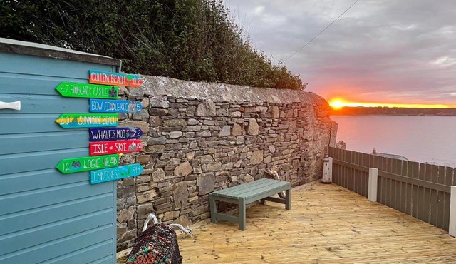 Hill Crest - Clifftop Escape with Sea View
