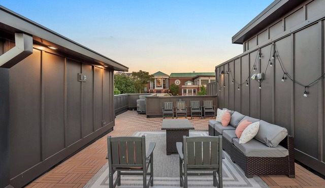 Hillsboro/12 South Luxe Home - Rooftop - 2mi DT