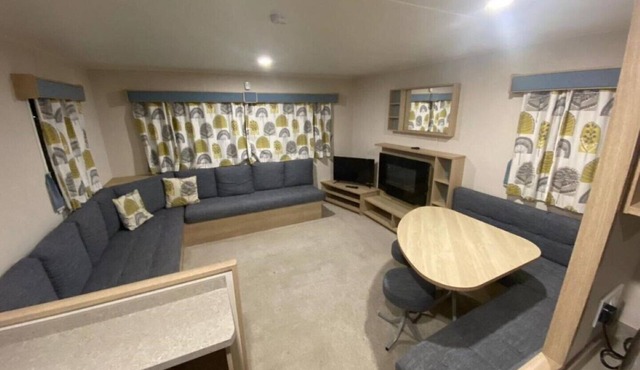 Hillside Sleeps 6
