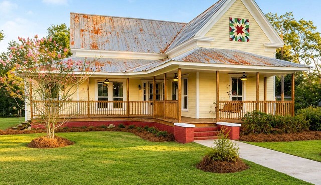 Historic Home Pet Friendly Near GSU