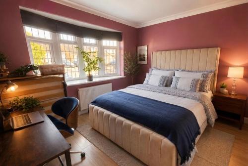 Home from Home - Shared Facilities - Ground Room - Raspberry Room - M25 A127 London 30 Mins Train
