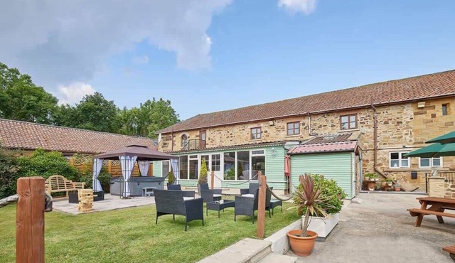 Host & Stay | The Arches Country House