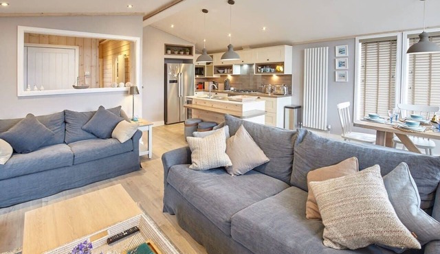 Host & Stay | Puffin's Rest