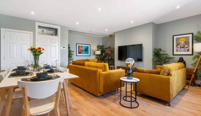 Host & Stay | Upper Duke Street Apartment