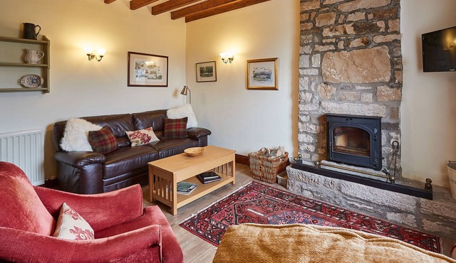 Host & Stay | Wodencroft Cottage