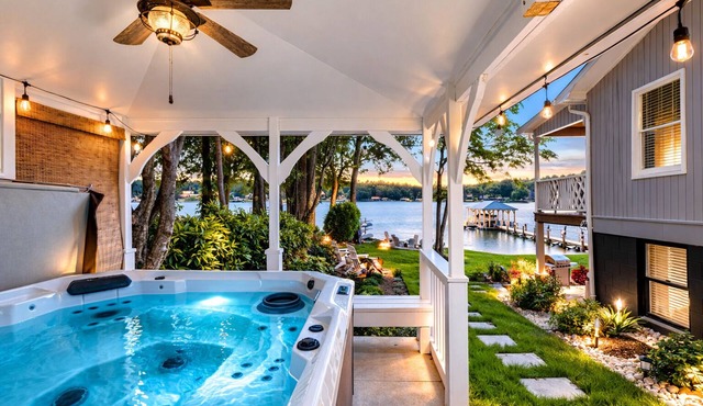 Hot Tub, Amazing Sunsets, Sleeps 10, 4bd 4ba!