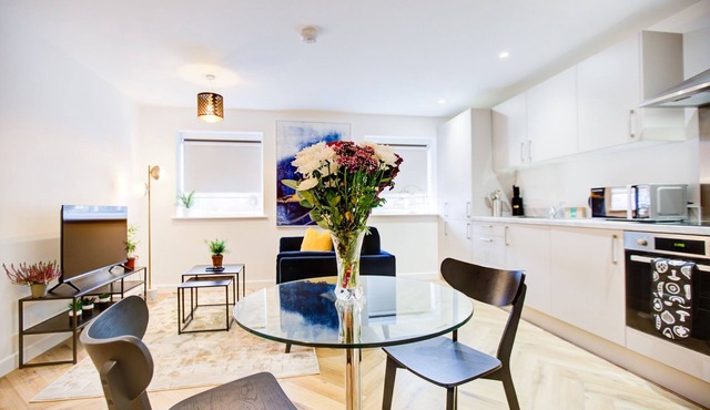Hybrid Resi - Mitcham