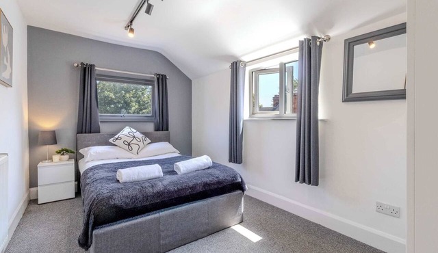 Ideal for Contractors | Close to Hospital | Wi-Fi