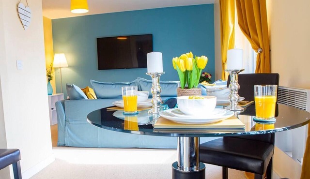Inviting 2-Bed Apartment in Wolverhampton