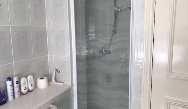 Kent Apartment 2 bed in Sandwich, with Free Parking