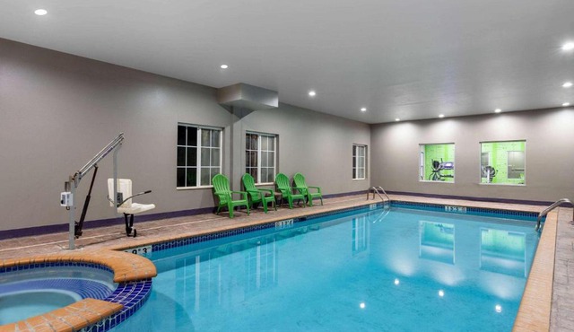 La Quinta by Wyndham Huntsville Airport Madison
