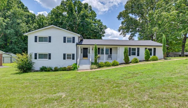 Lake Norman Launchpad: Home Near Dtwn Mooresville