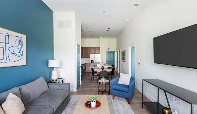 Landing | Amazing 1BD, Clubhouse, Gym