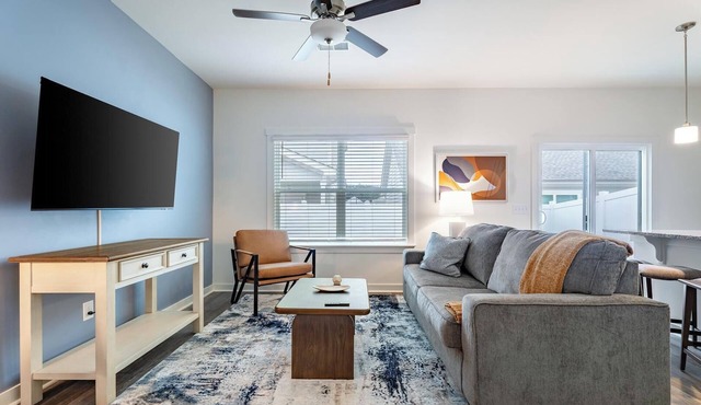 Landing | Amazing 1BD, Gym, Pool