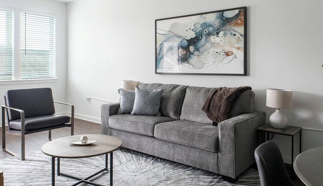 Landing | Chic 1BD, Yoga Studio, Gym