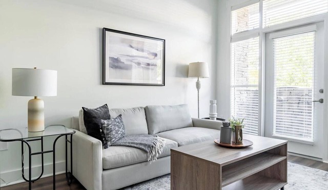 Landing | Incredible 2BD, Gym, Pool