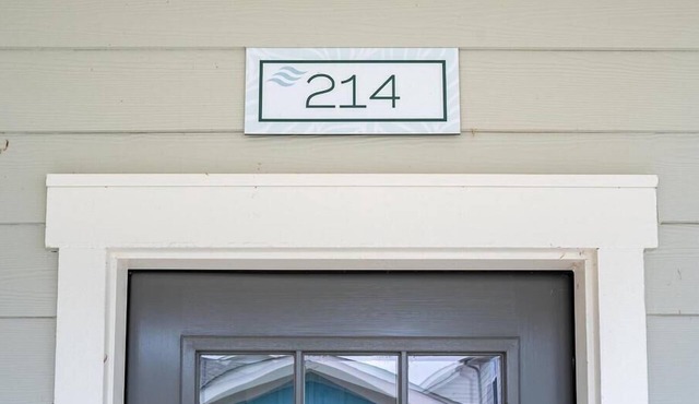 Landing | Modern 1BD, Gym, Clubhouse